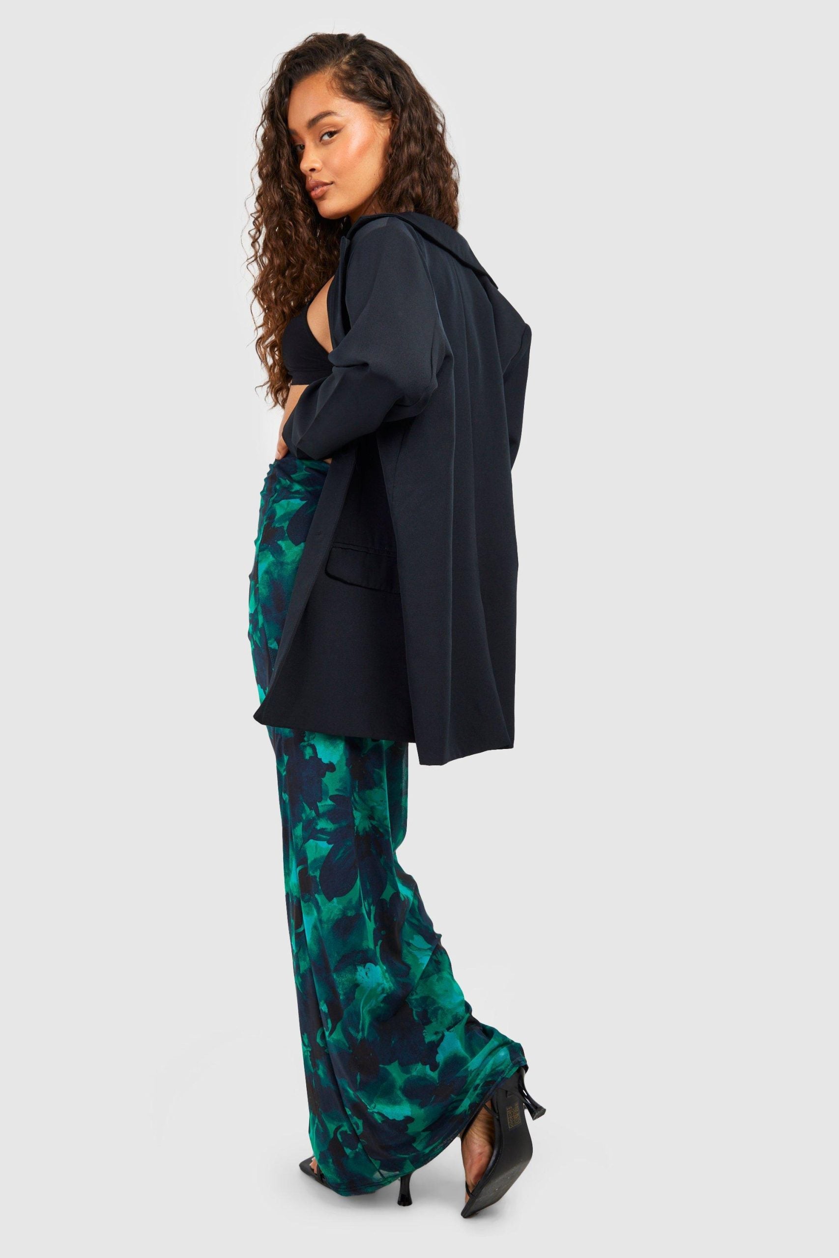 Boohoo - Jupe fleurie - Verte side view