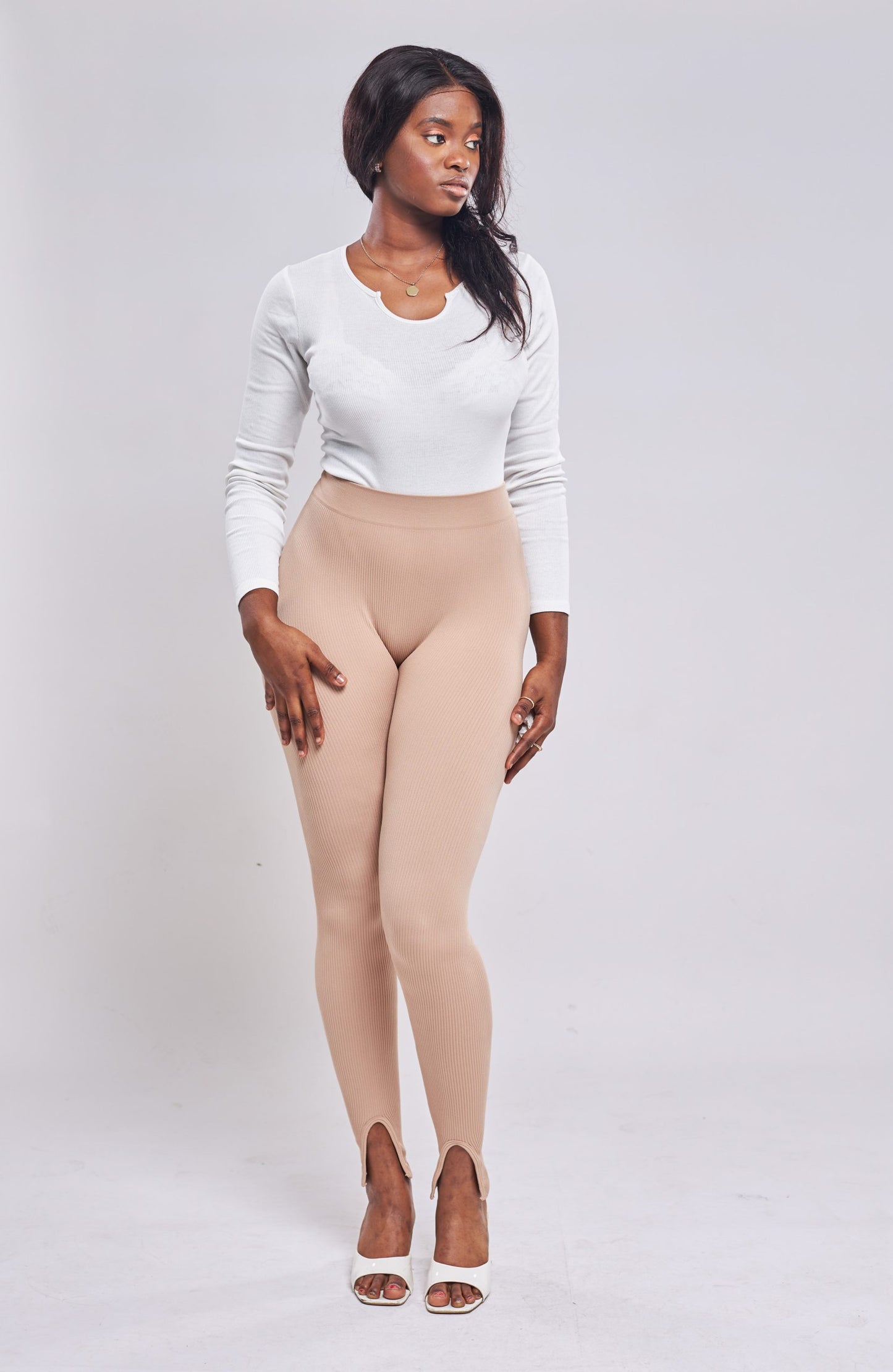 Boohoo - Legging Côtelé Fendu - Beige front view