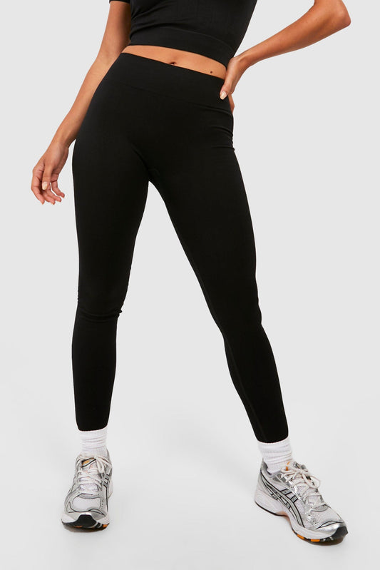 Boohoo - Legging Cotelés Sans Coutures - Noir front view 2