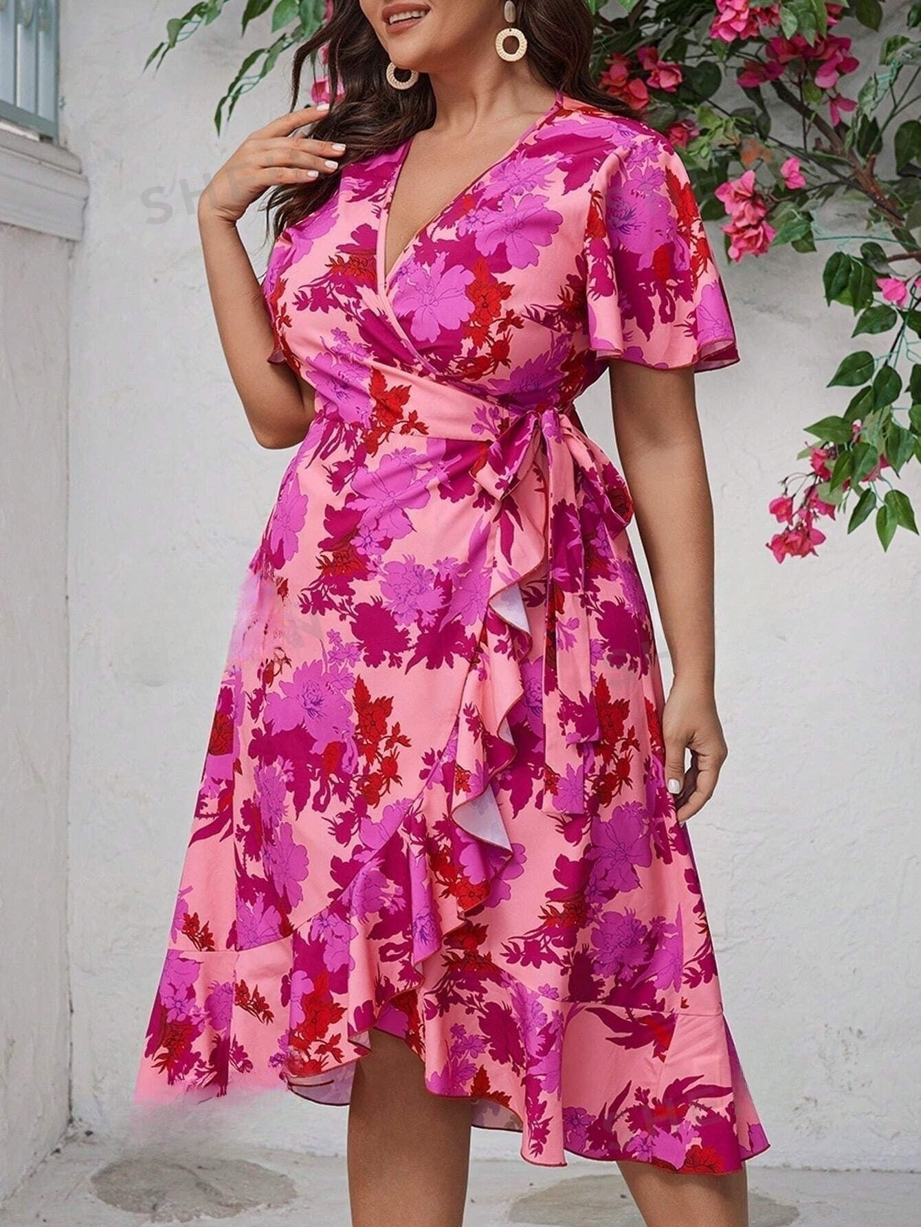 SHEIN - Robe portefeuille imprimée florale grande taille avec ceinture (2)